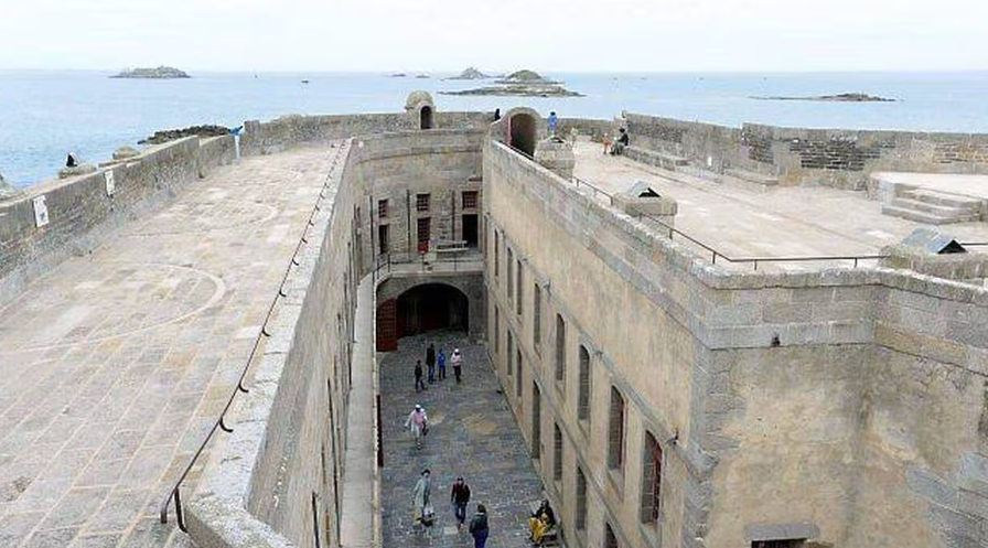 Taureau Fort, France